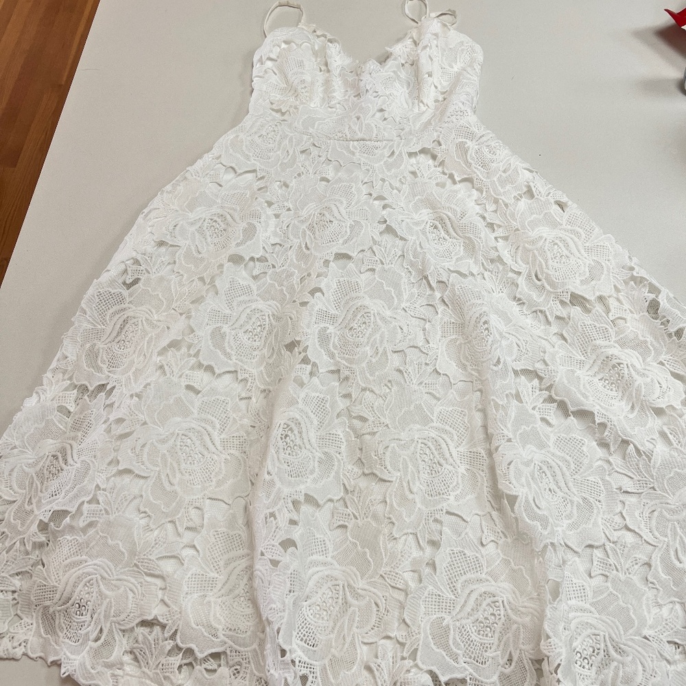 Lulu’s white dress xs